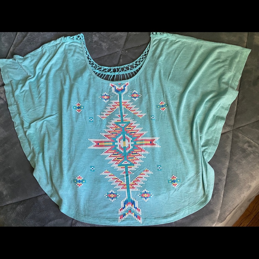 Cape sleeve blouse